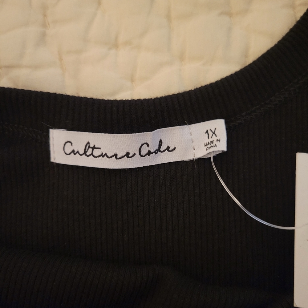 Womens Black Scoop Neck Tank Sz 1X - Picture 3 of 4